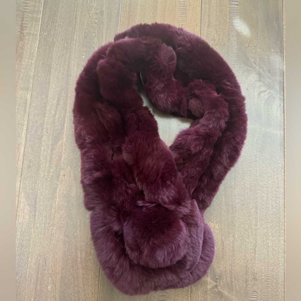 Genuine fur neck wrap/scarf